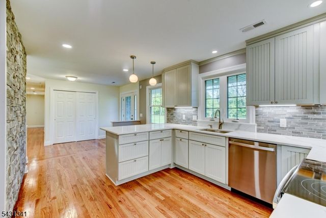 540 Blackpoint Rd, Hillsborough Twp., NJ 08844