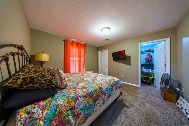 800 Strawberry River Road, Smithville, AR 72466