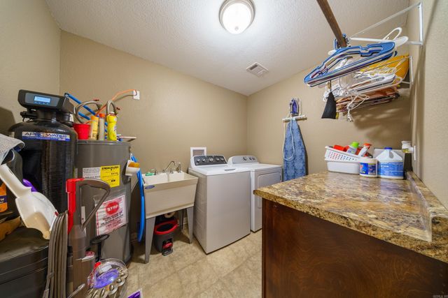 800 Strawberry River Road, Smithville, AR 72466