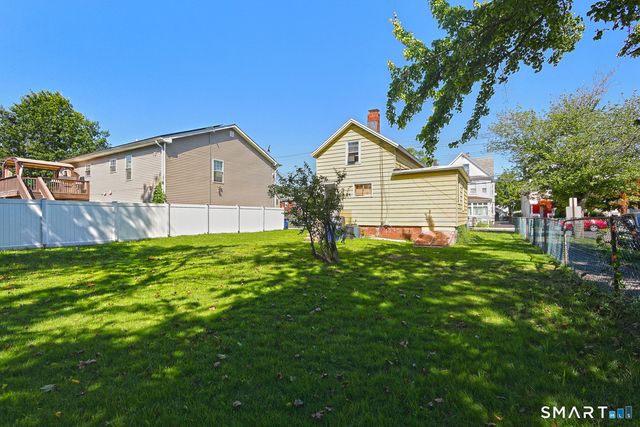 224 Blohm Street, West Haven, CT 06516