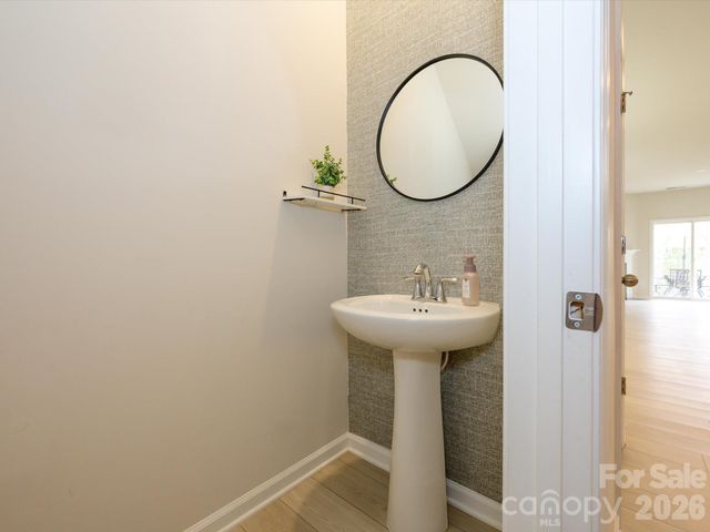 16030 Seagard Cove, Charlotte, NC 28278