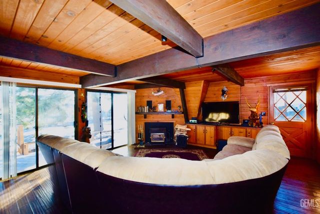 29551 Springwood Court, Tehachapi, CA 93561