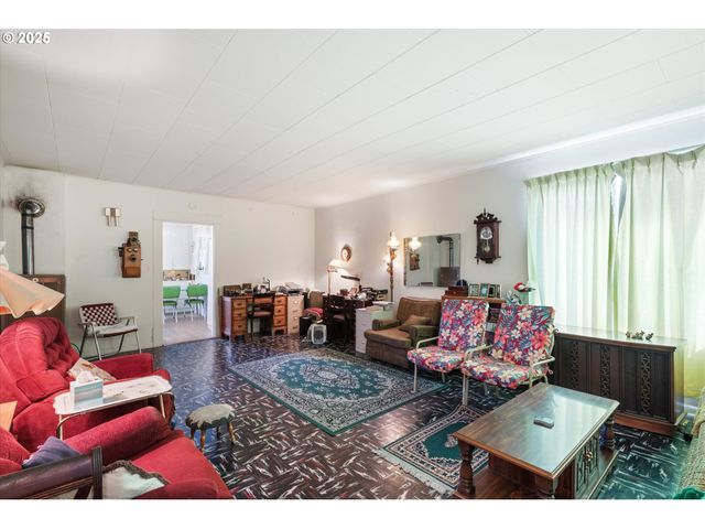 2020 CHERRY St, Baker City, OR 97814