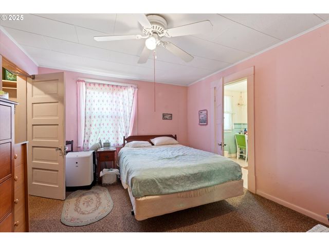 2020 CHERRY St, Baker City, OR 97814