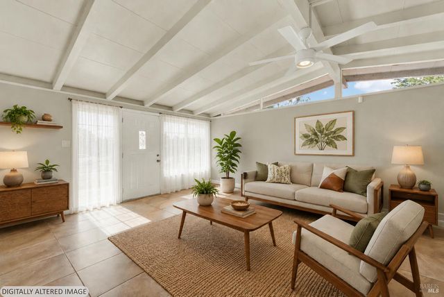 1131 1st St, Fairfield, CA 94533