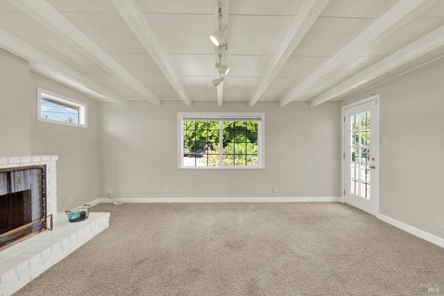 1131 1st St, Fairfield, CA 94533