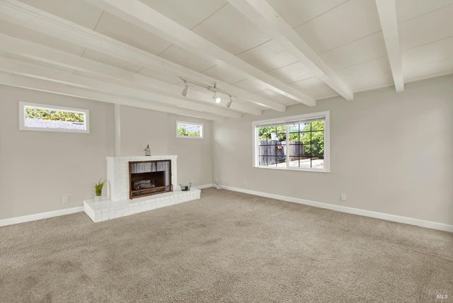 1131 1st St, Fairfield, CA 94533