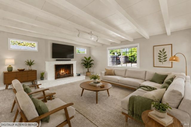 1131 1st St, Fairfield, CA 94533