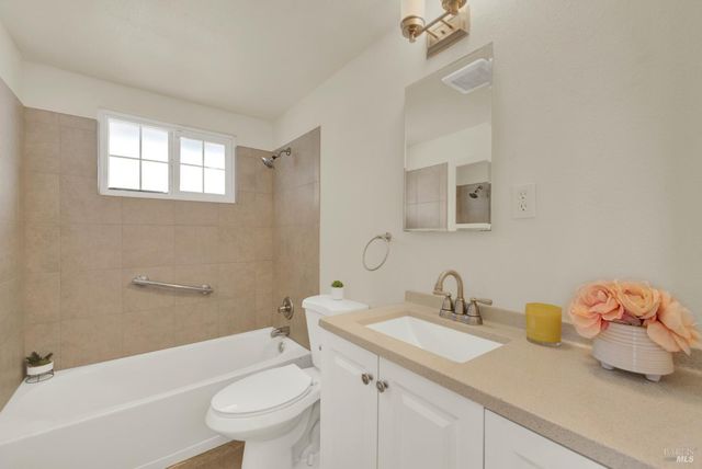 1131 1st St, Fairfield, CA 94533