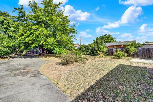 1131 1st St, Fairfield, CA 94533