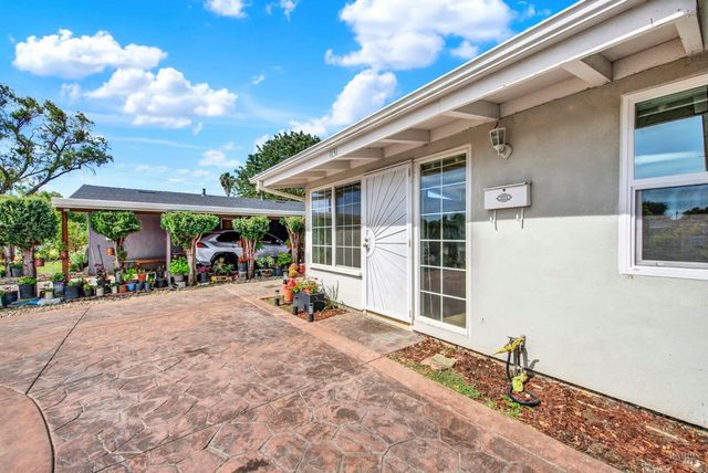1131 1st St, Fairfield, CA 94533