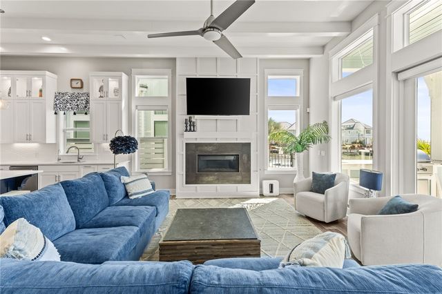 145 Foxtail, Rockport, TX 78382