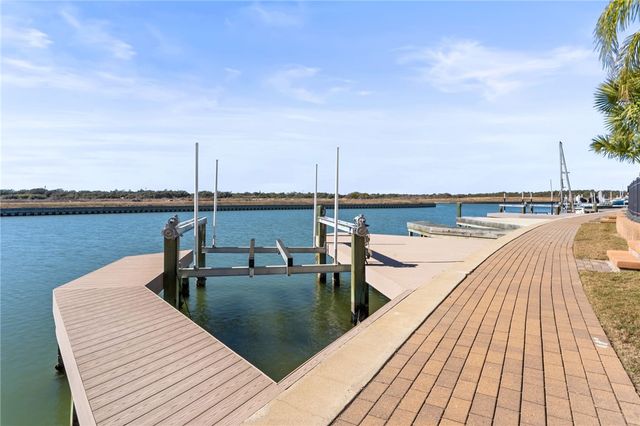 145 Foxtail, Rockport, TX 78382