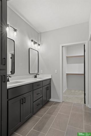 10705 S 219th Avenue, Gretna, NE 68028