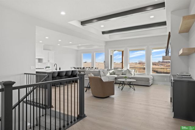 10705 S 219th Avenue, Gretna, NE 68028