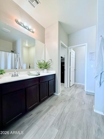 313 E SEVEN SEAS Drive, Casa Grande, AZ 85122