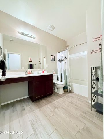 313 E SEVEN SEAS Drive, Casa Grande, AZ 85122