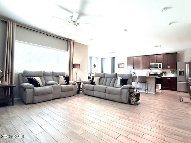 313 E SEVEN SEAS Drive, Casa Grande, AZ 85122