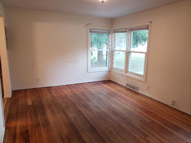 212 N 23rd Street, Springfield City, MI 49037