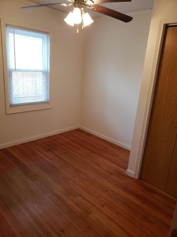 212 N 23rd Street, Springfield City, MI 49037