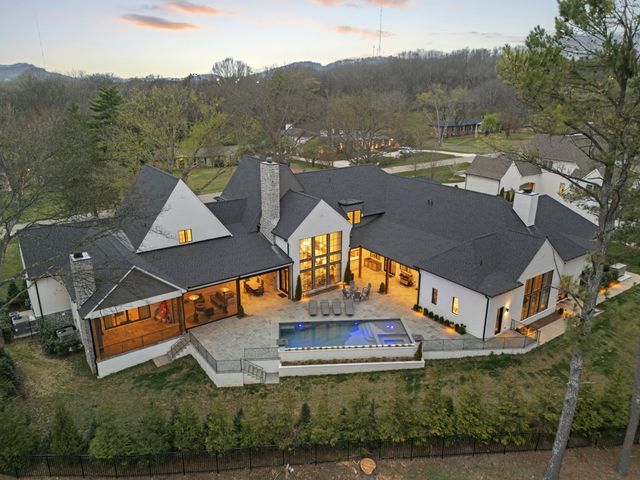 5231 Williamsburg Rd, Brentwood, TN 37027
