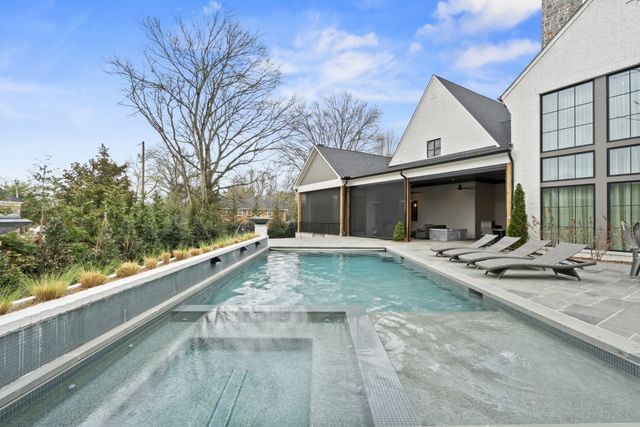 5231 Williamsburg Rd, Brentwood, TN 37027