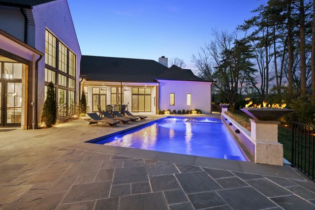5231 Williamsburg Rd, Brentwood, TN 37027