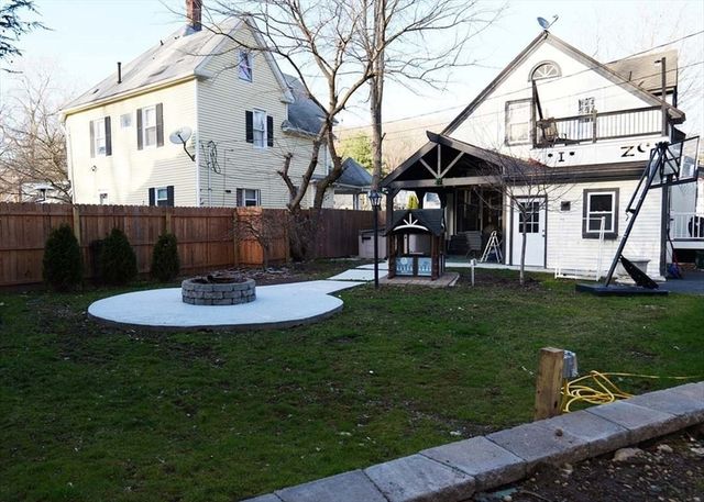 21 Englewood, Worcester, MA 01603