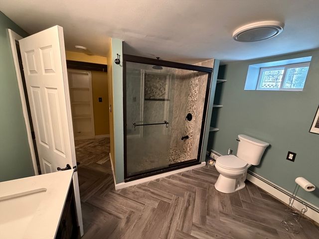 21 Englewood, Worcester, MA 01603