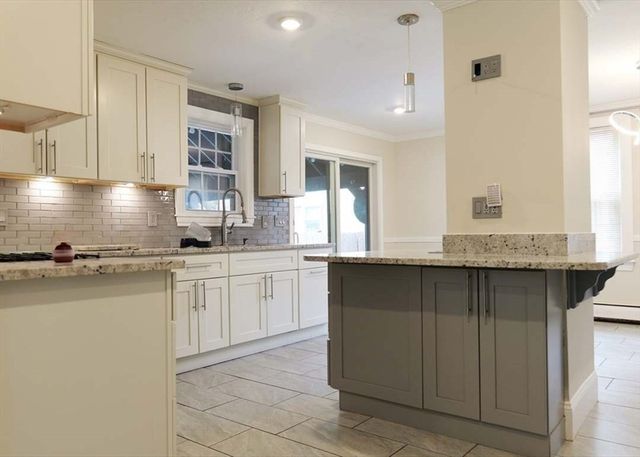 21 Englewood, Worcester, MA 01603