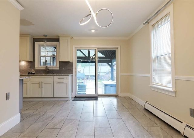 21 Englewood, Worcester, MA 01603