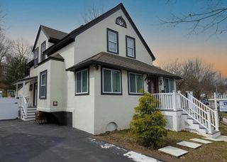 21 Englewood, Worcester, MA 01603