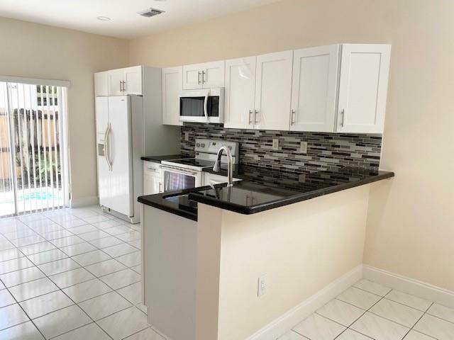 3145 N 37th Avenue, Hollywood, FL 33021
