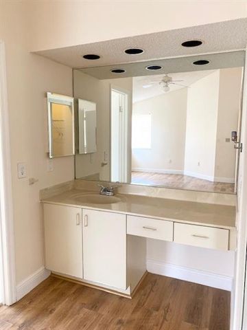3145 N 37th Avenue, Hollywood, FL 33021