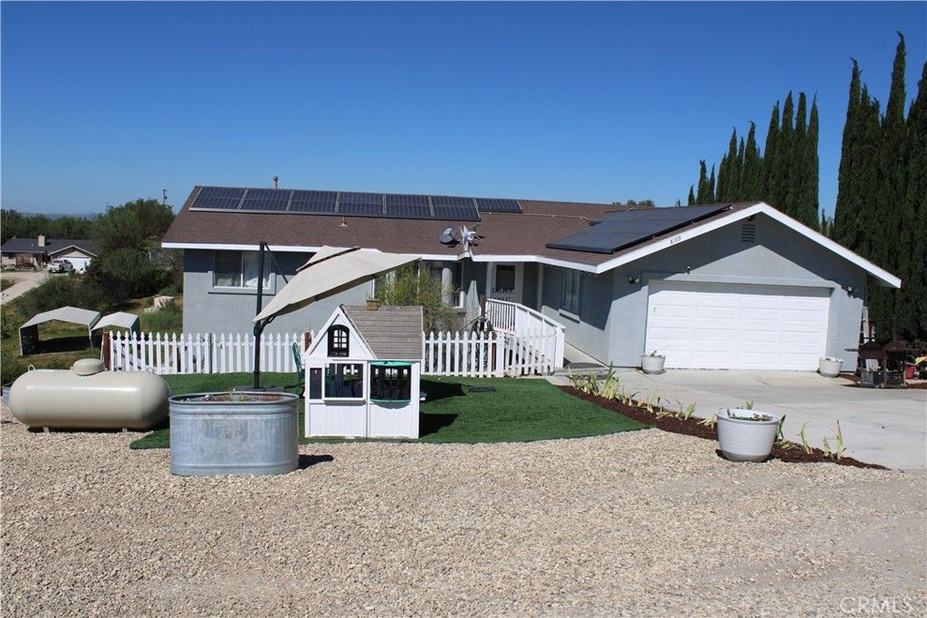 8199 Plane View, Paso Robles, CA 93446