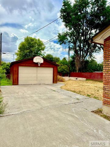 576 Sonny Street, Blackfoot, ID 83221