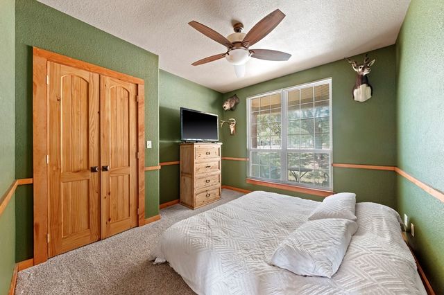 142 W Ledge Stone Lane, Hunt, TX 78024