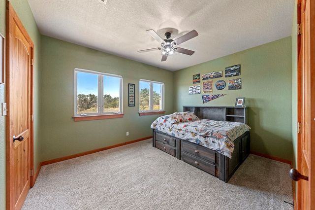 142 W Ledge Stone Lane, Hunt, TX 78024