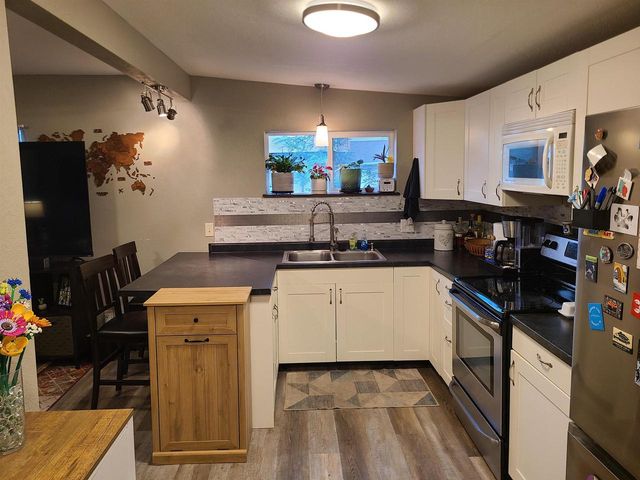 1917 3RD STREET, Eau Claire, WI 54703