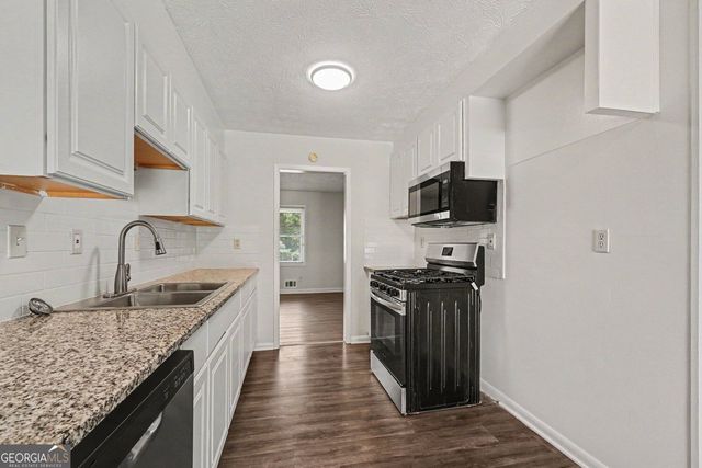 2195 Rochelle Way, Atlanta, GA 30349