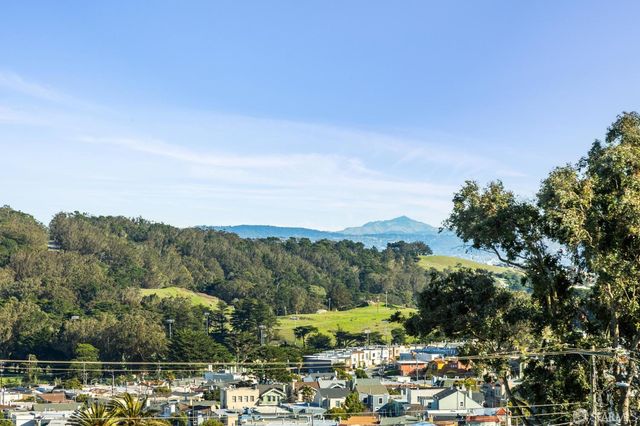 364 Baltimore Way, San Francisco, CA 94112