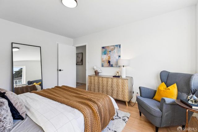 364 Baltimore Way, San Francisco, CA 94112