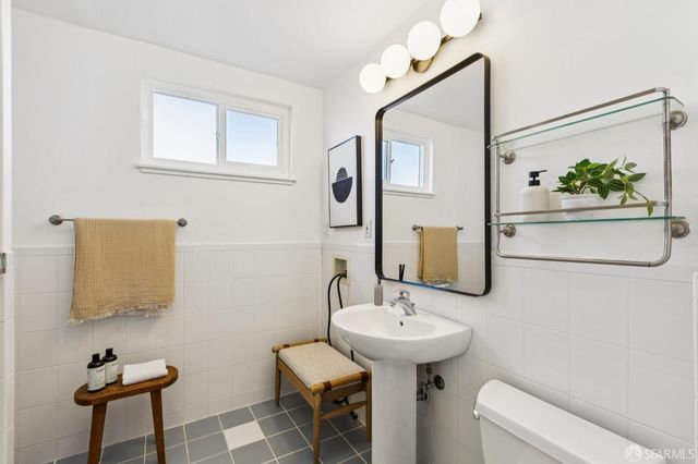 364 Baltimore Way, San Francisco, CA 94112