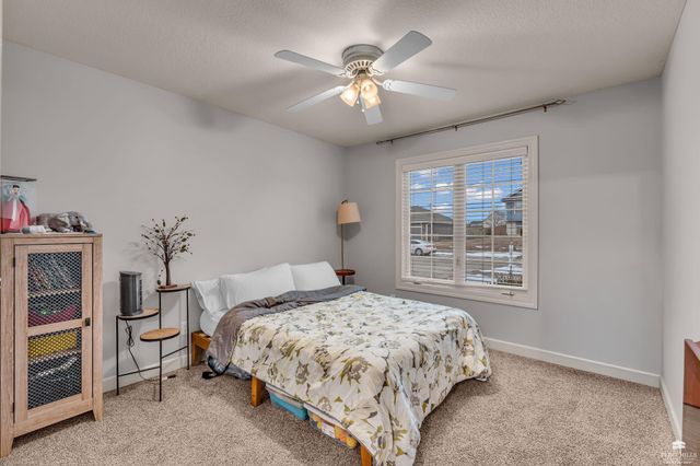 4541 Periwinkle Drive, Manhattan, KS 66502