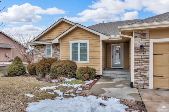 4541 Periwinkle Drive, Manhattan, KS 66502