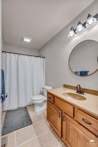 4541 Periwinkle Drive, Manhattan, KS 66502