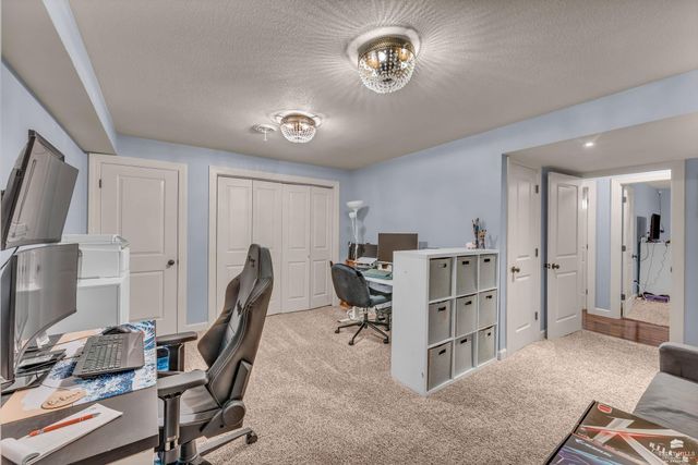 4541 Periwinkle Drive, Manhattan, KS 66502