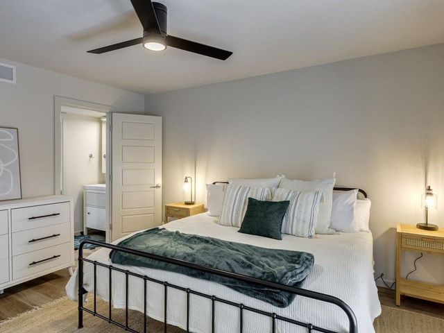 1110 Sherwood Lane 223, Nichols Hills, OK 73116