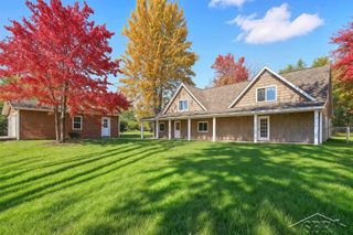 4318 N Eastman Road, Midland, MI 48642