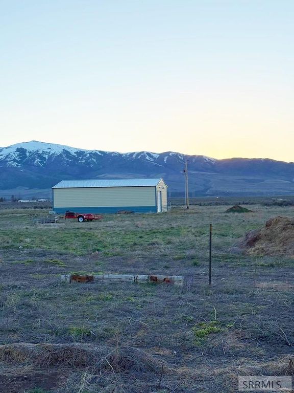 Image 20 of property listing at 22827 S Race Track Road, Downey, ID 83234